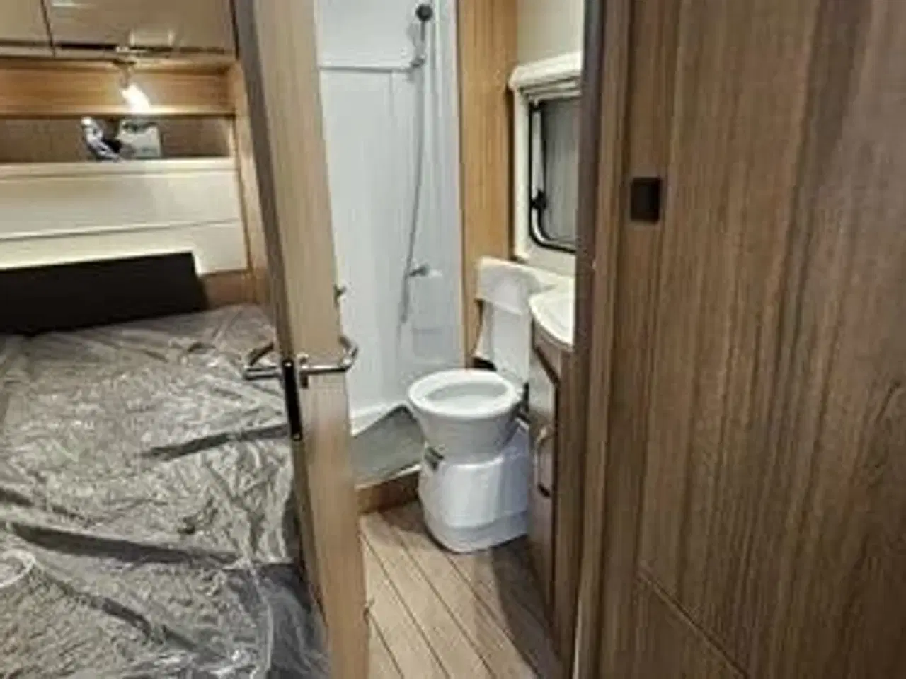 Billede 14 - Knaus SÜDWIND Scandinavian Selection 650 UDF - VINTERTILBUD Mover Kr: 1.- Spar 27.898