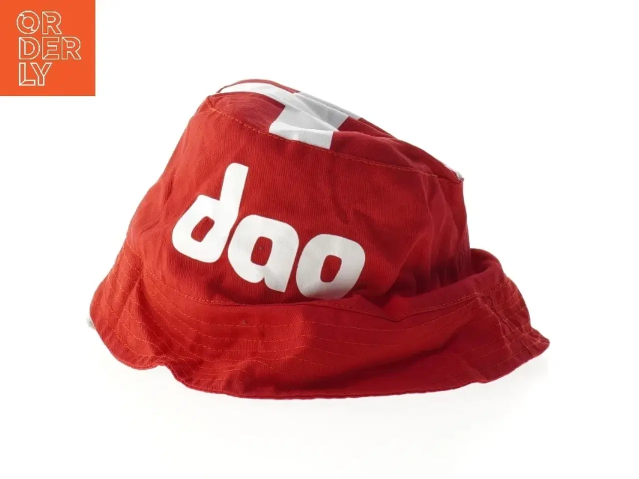 Billede 1 - Rød bøllehat med dansk flag og logo (str. Ø. 22 cm)