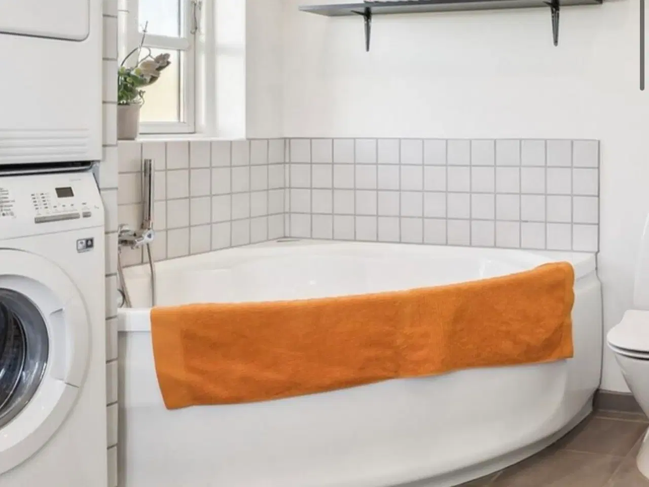 Billede 1 - Badekar afhentes for 3 Ks Pepsi Max 