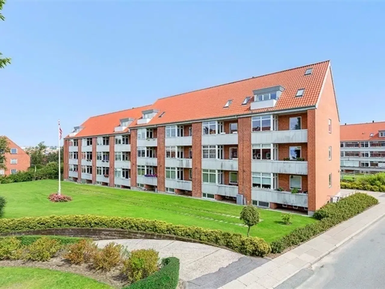 Billede 1 - Lejlighed med altan/terrasse, Randers SV, Aarhus