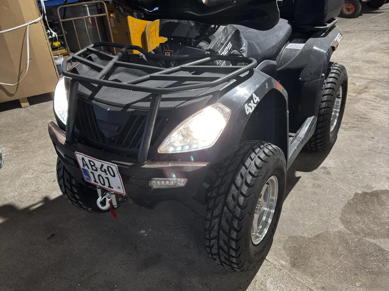 Billede 6 - Cfmoto med nummerplade