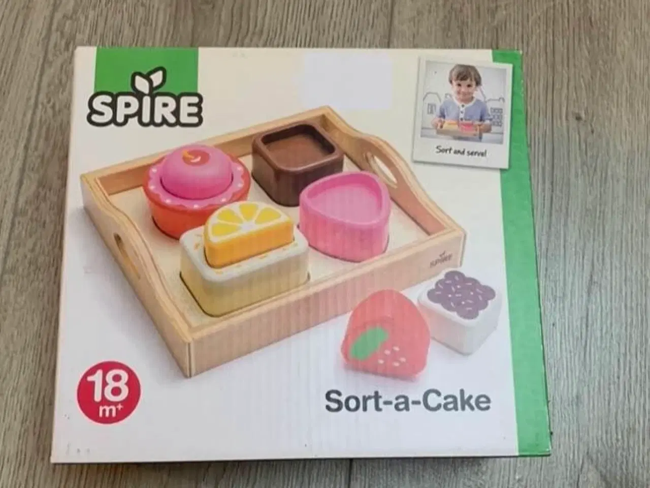 Billede 1 - Spire sort a cake - helt ny