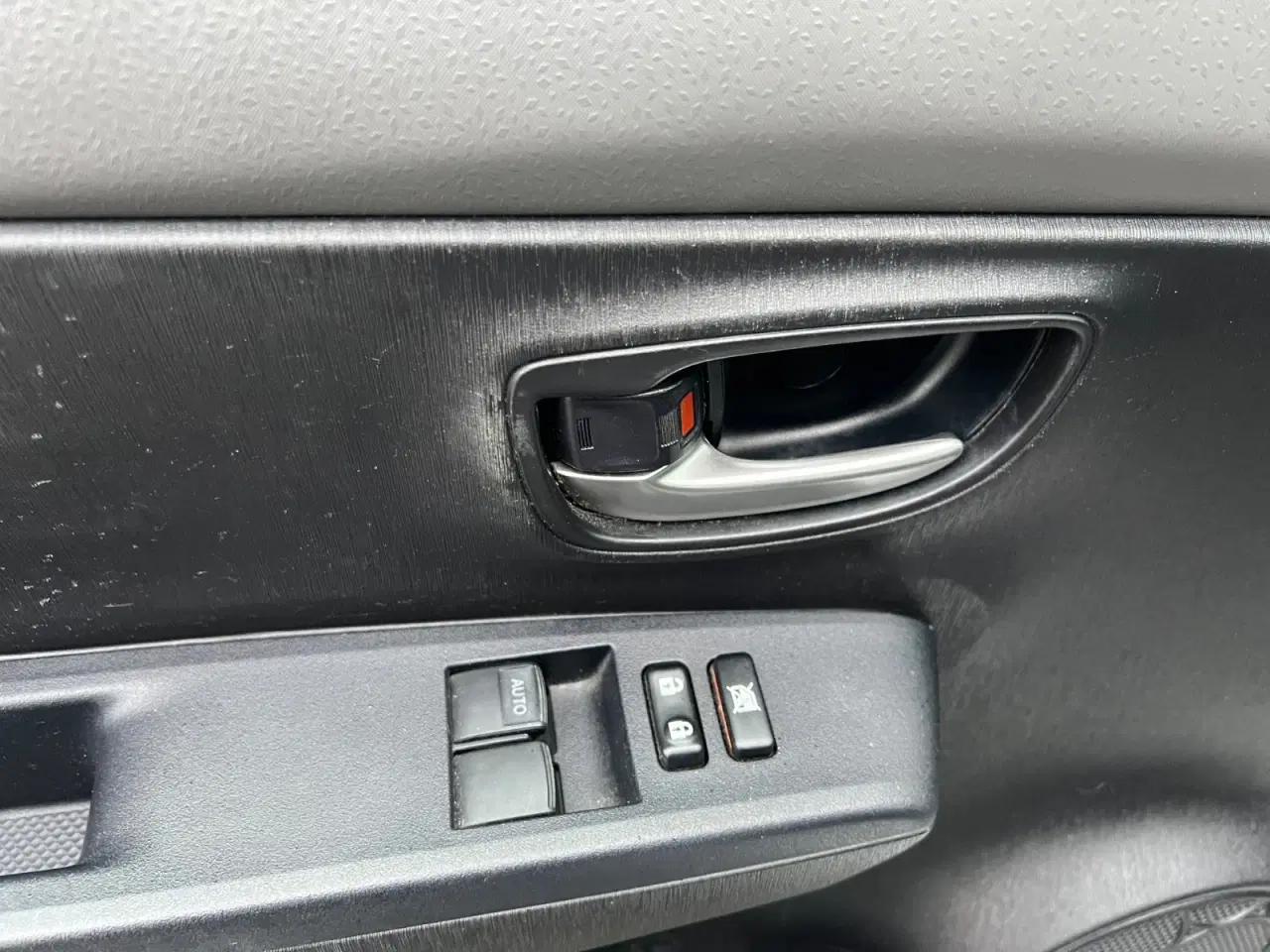 Billede 8 - Toyota Yaris 1,0 VVT-i T2 Touch