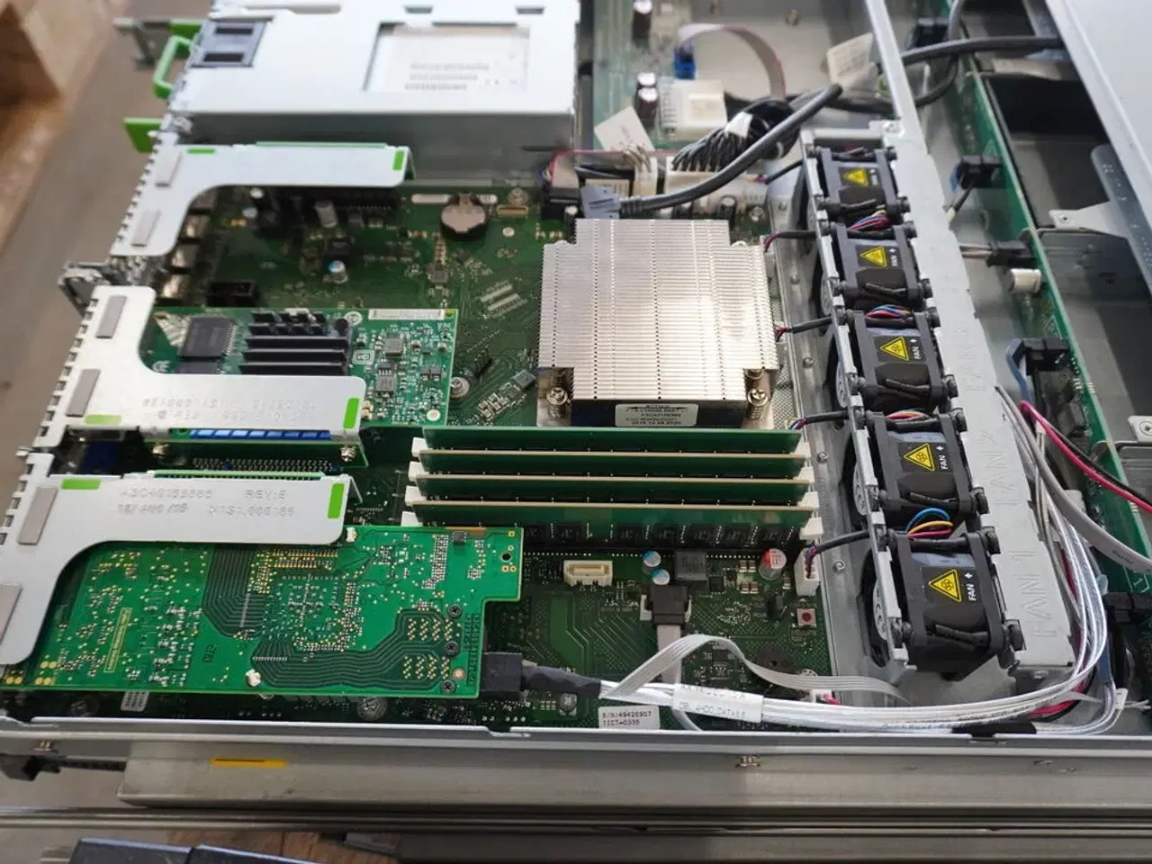 Billede 10 - 4 stk. Servere HP / FUJITSU (Forsendelse ikke muligt)