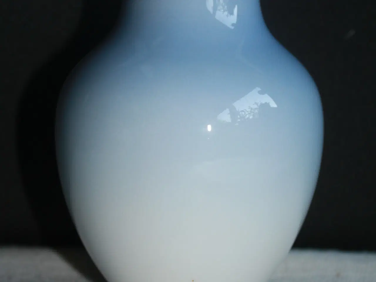 Billede 4 - Vase med brombærkvist fra Royal Copenhagen