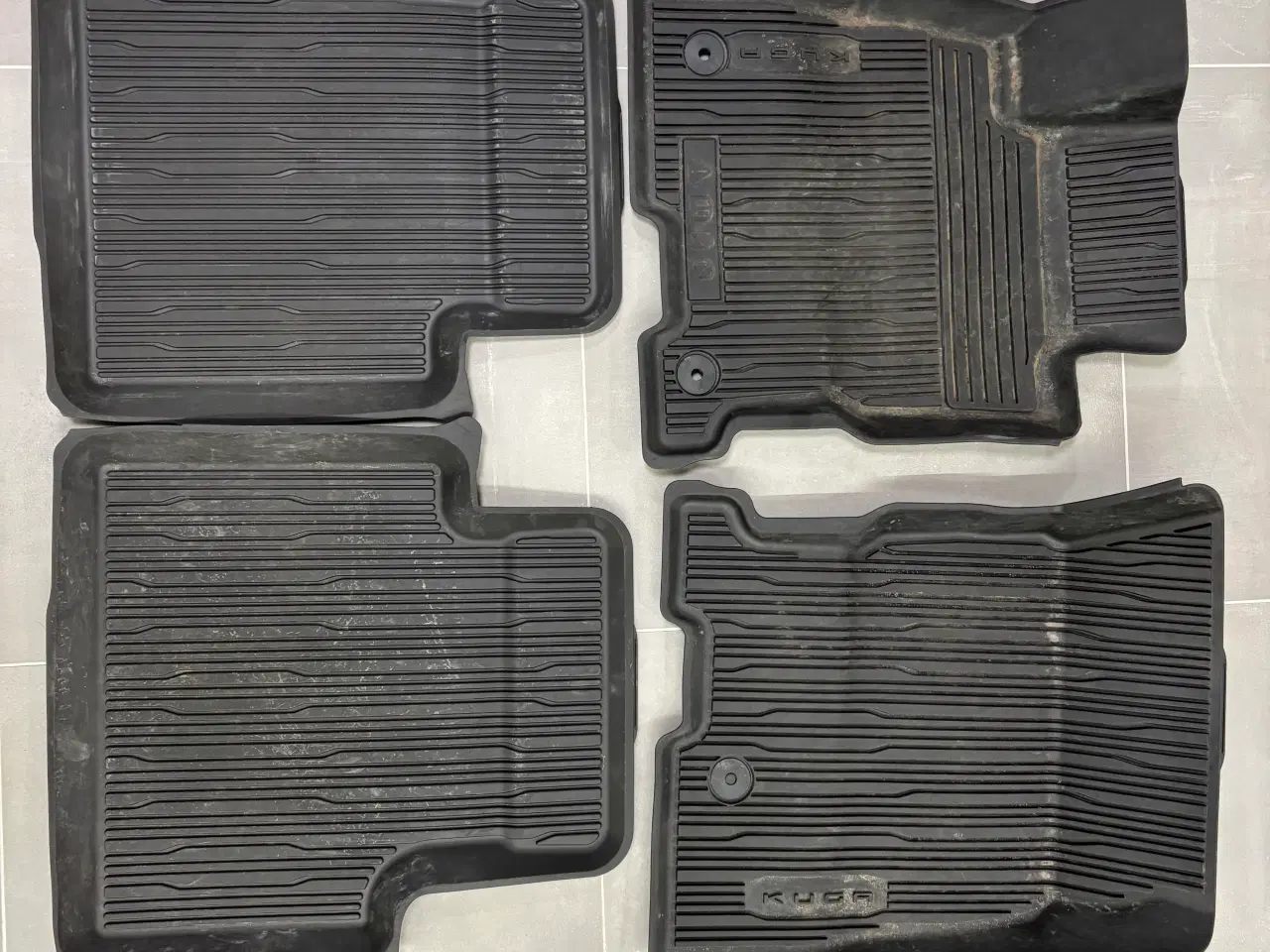 Billede 1 - Ford Kuga gummimåtter/bagagerumsbakke