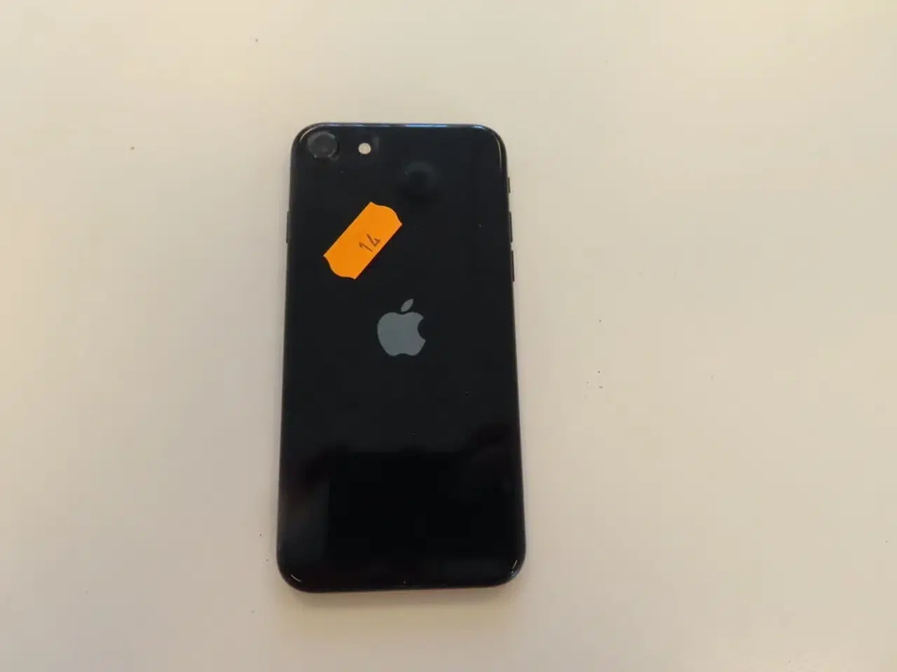 Billede 2 - Mobiltelefon APPLE Iphone SE 3. Gen - 64 GB