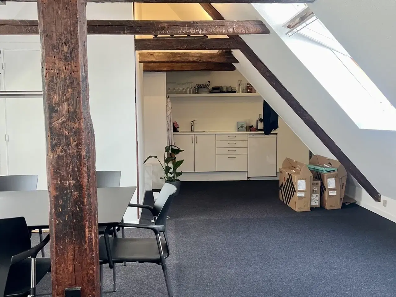 Billede 10 - Charmerende rustikt kontor/atelier på Bredgade