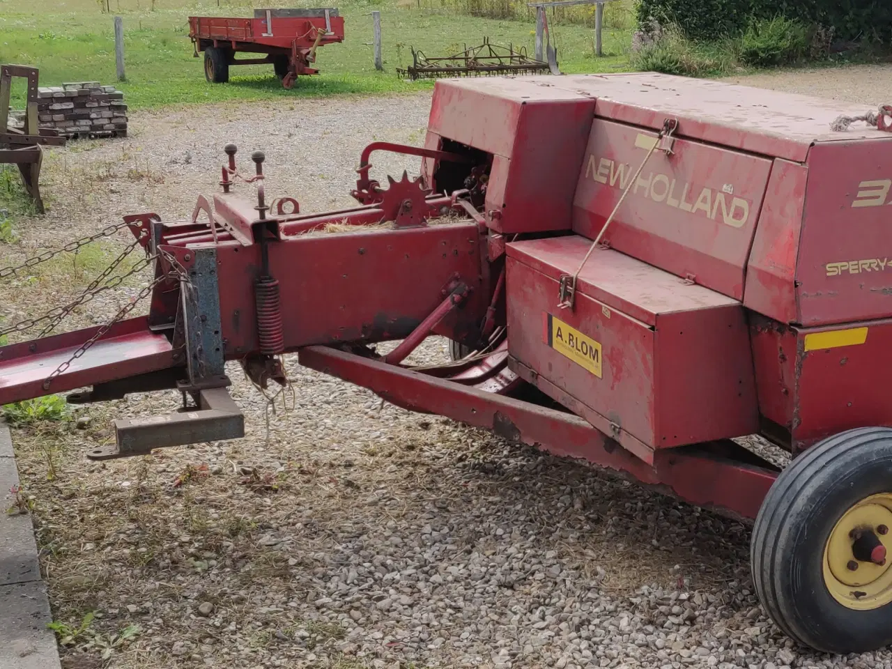 Billede 1 - New Holland 370 Ballepresser