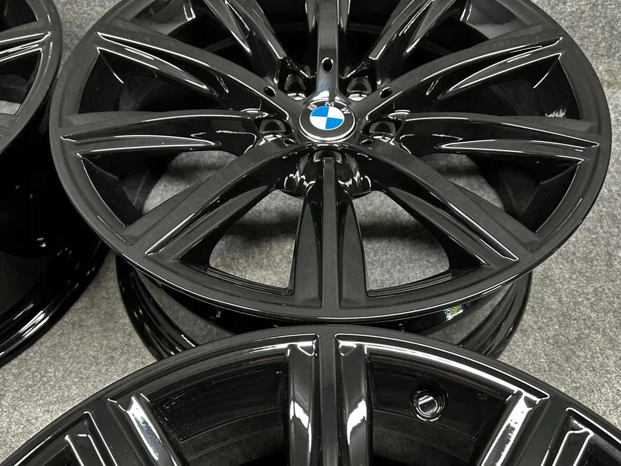 Billede 5 - BMW 5 G30 G31 WZ 684 18 8Jx18" ET 30