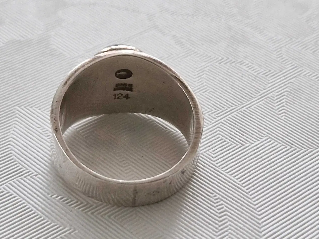 Billede 3 - Vintage Georg Jensen sølv ring med hæmatit/blodste