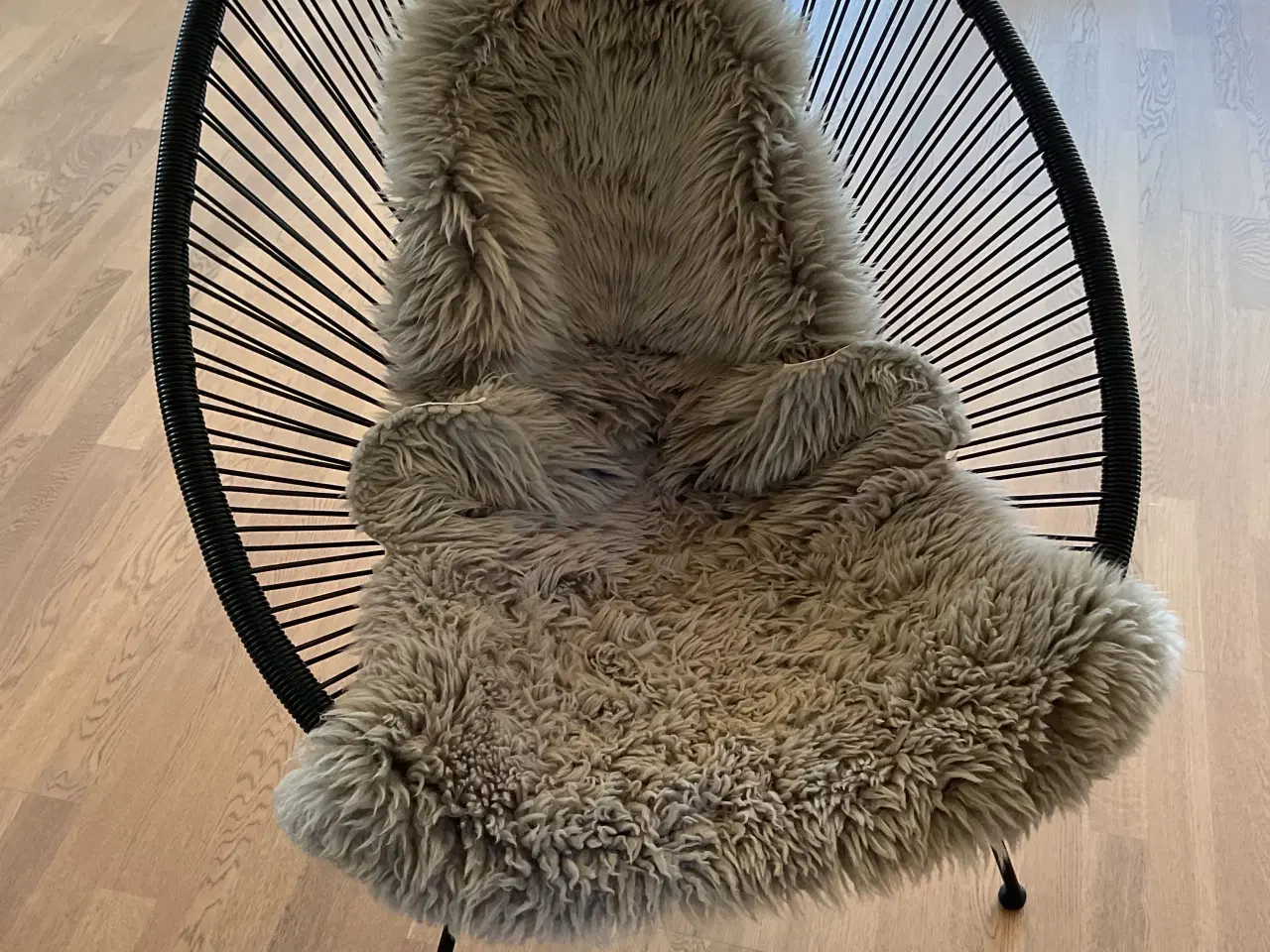 Billede 2 - Lænestol: ACAPULCO,  skind  følger med.