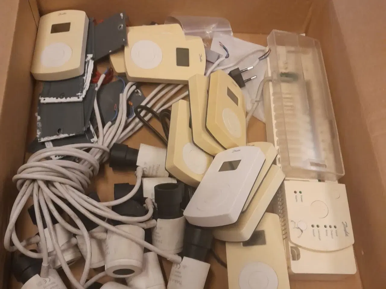 Billede 1 - Gulvvarmestyring Danfoss 10 zoner