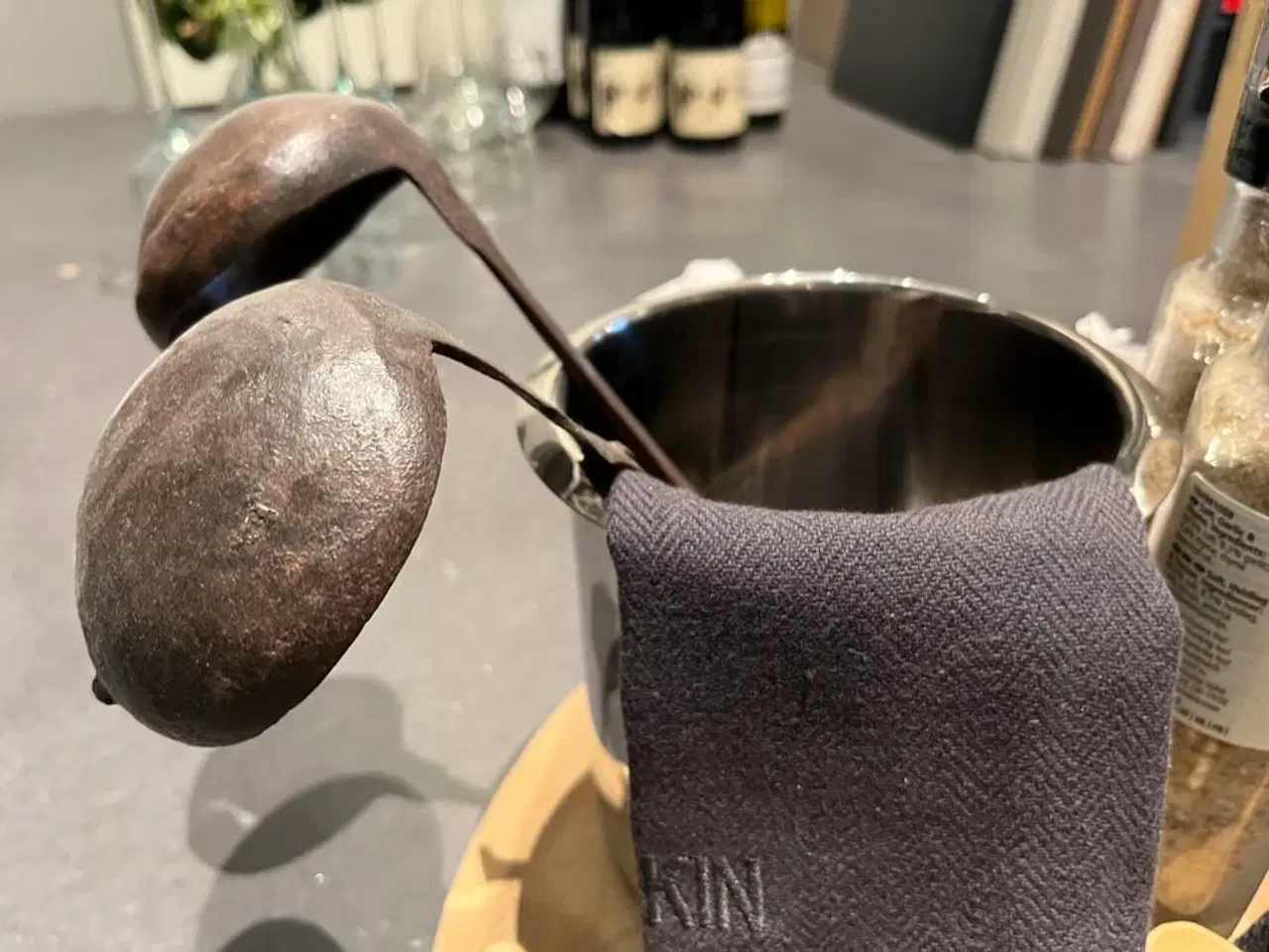 Billede 7 - Salt-/ og peberkværne, krus m.v.