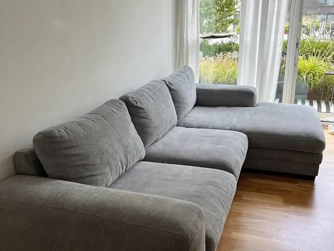 Billede 1 - XL sofa med chaiselong fra MultiMøbler 300x100/165