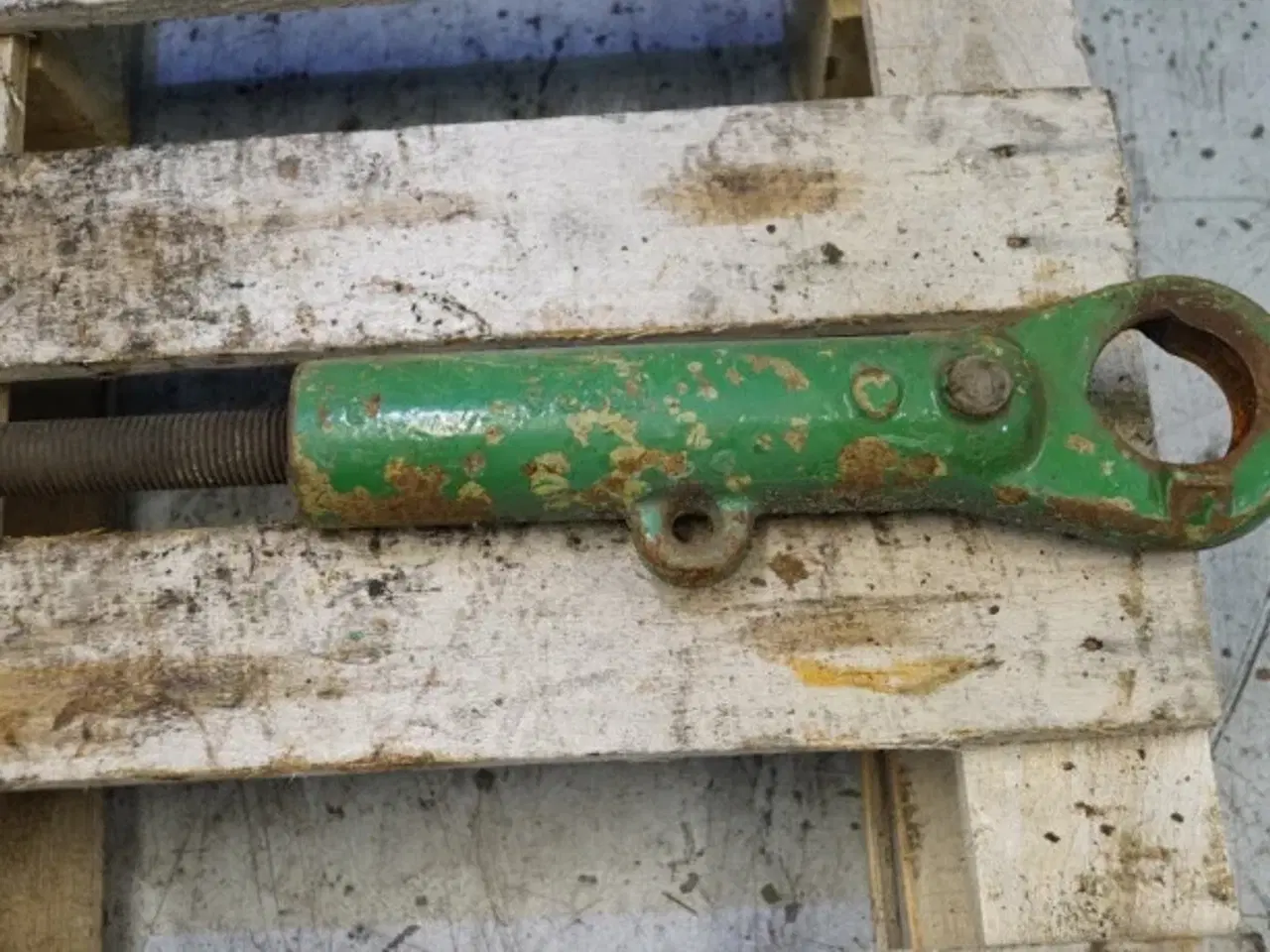 Billede 15 - John Deere 1630 Liftspindel