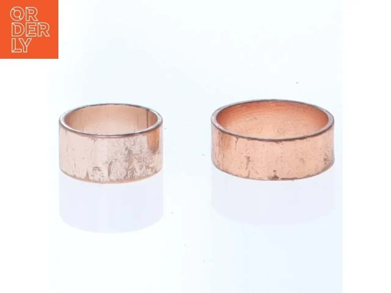 Billede 1 - Kobberfarvede ringe (str. En komma 5 x nul komma 8 og en komma 8 x nul komma 7 sådan cm)