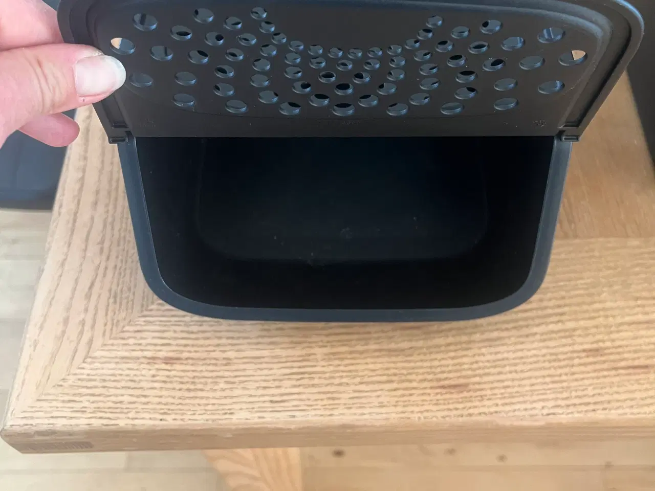 Billede 4 - Tupperware hvidløg/ løg opbevarings beholder 