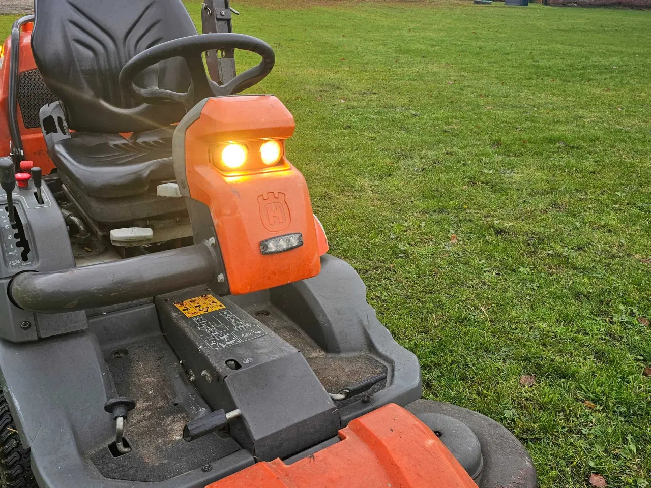 Billede 3 - Husqvarna 524 4WD. 122cm. + Karlo Nielsen kost.