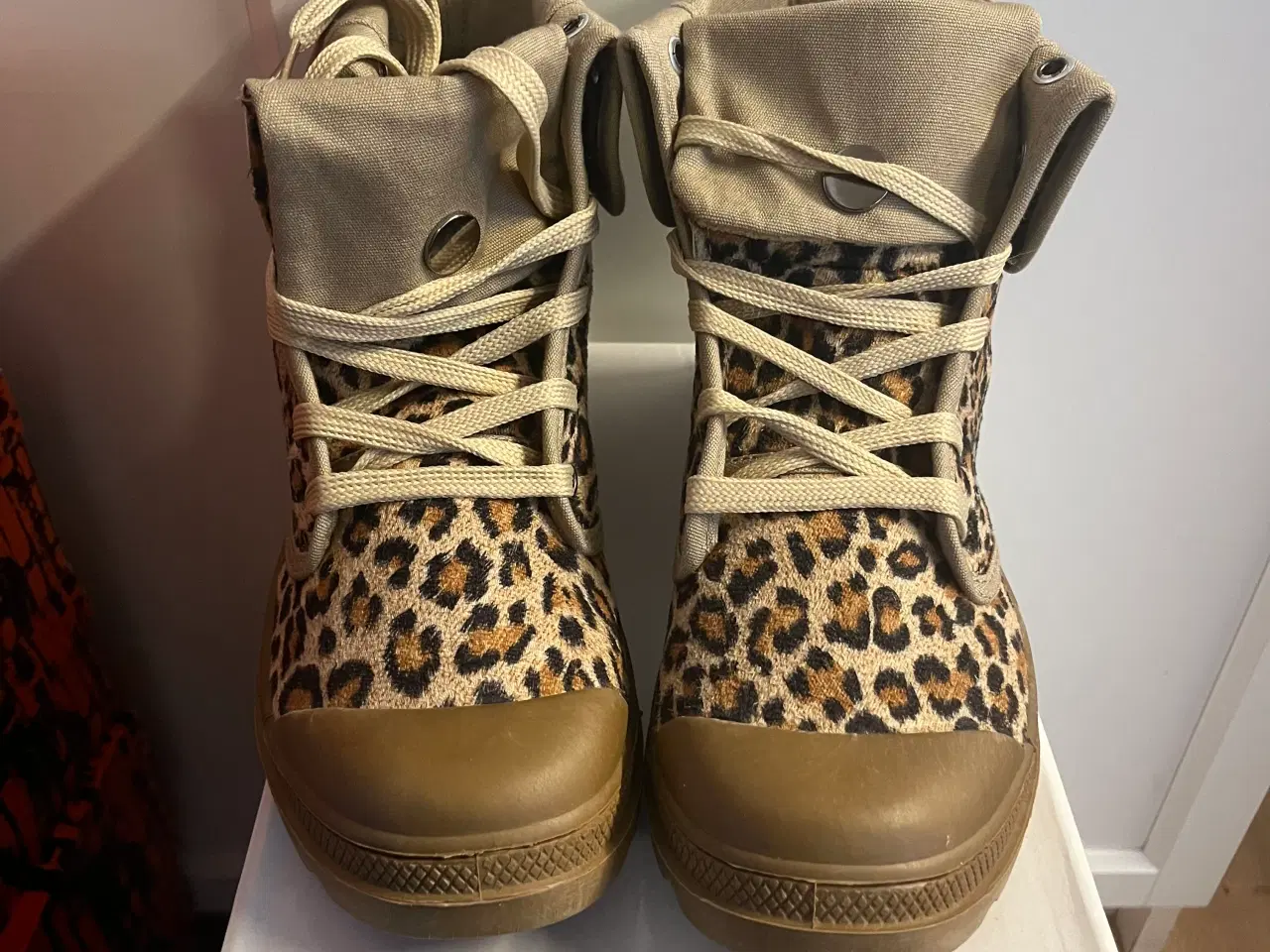 Billede 14 - Et parti dame sko 