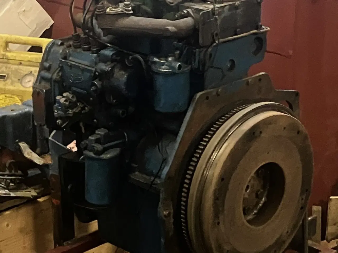 Billede 2 - Fordson Dexta til dele evt.