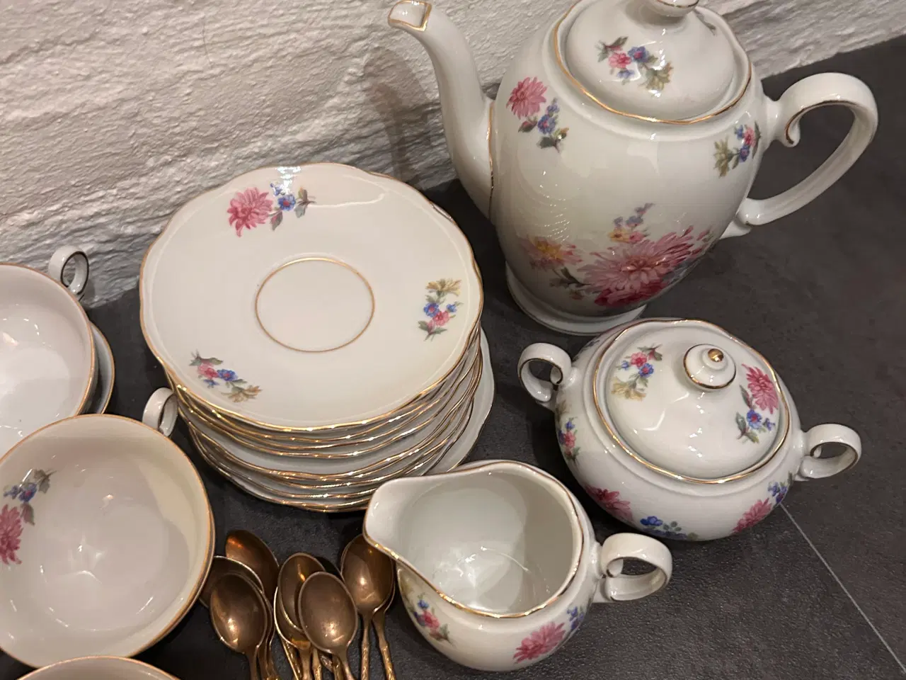 Billede 3 - Te/kaffe sæt til 12 personer