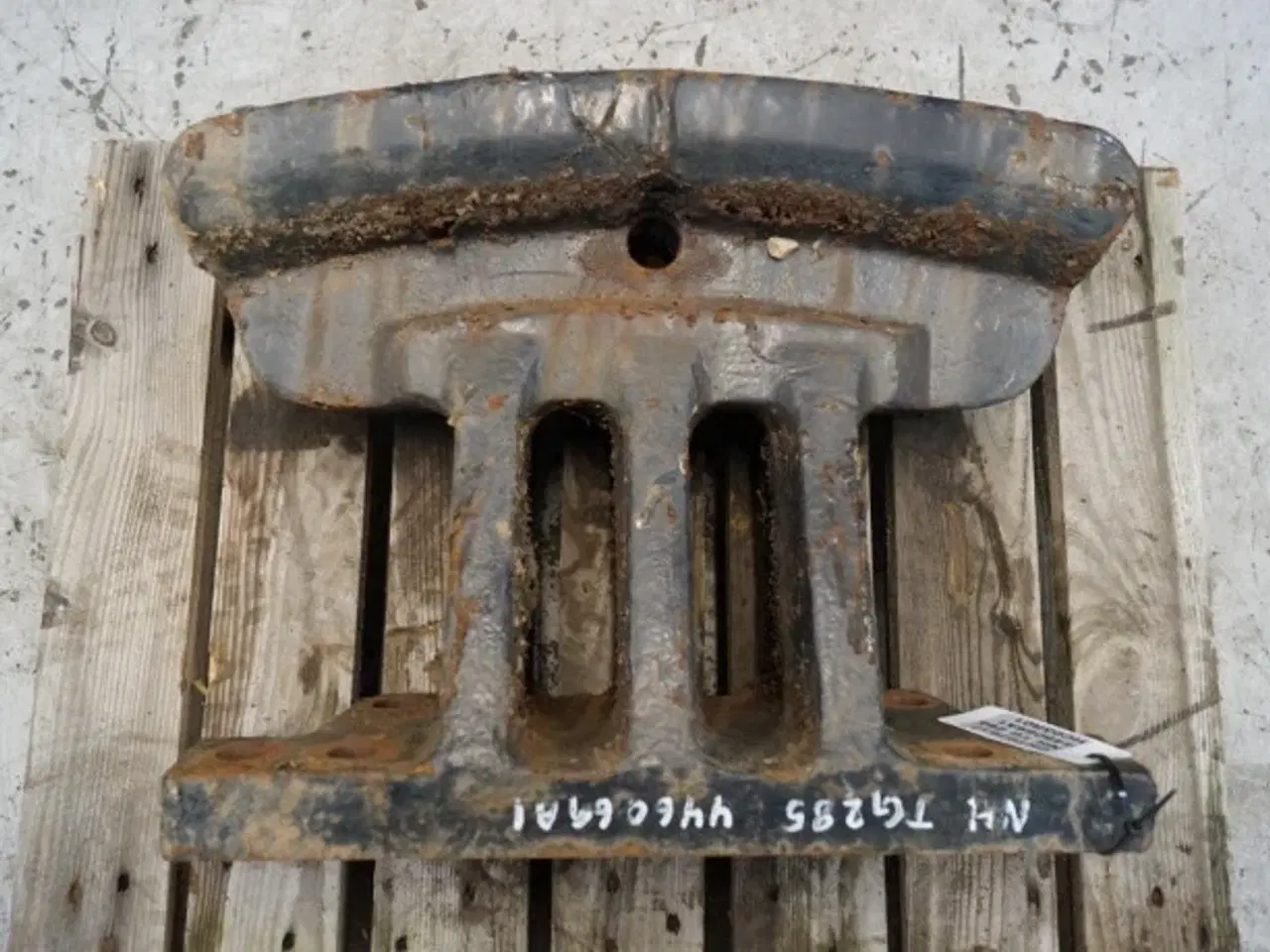 Billede 2 - New Holland TG285 Beslag 124 KG  446069A1