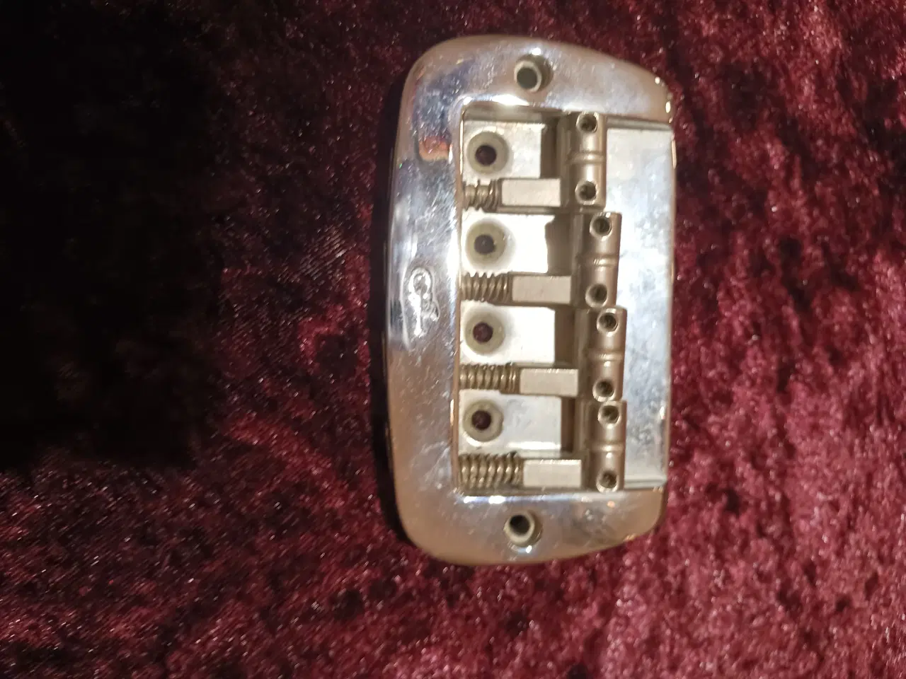 Billede 1 - G&L LB-100 bridge/bro/stol + stemmeskruer