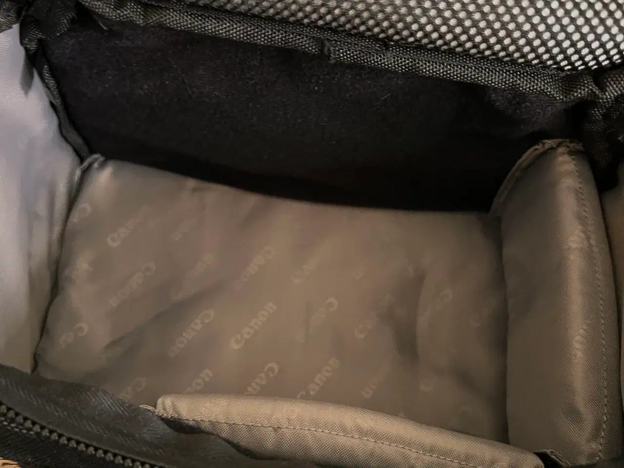 Billede 15 - Canon EOS 550 inkl 2 linser, 2 batterier, taske m.