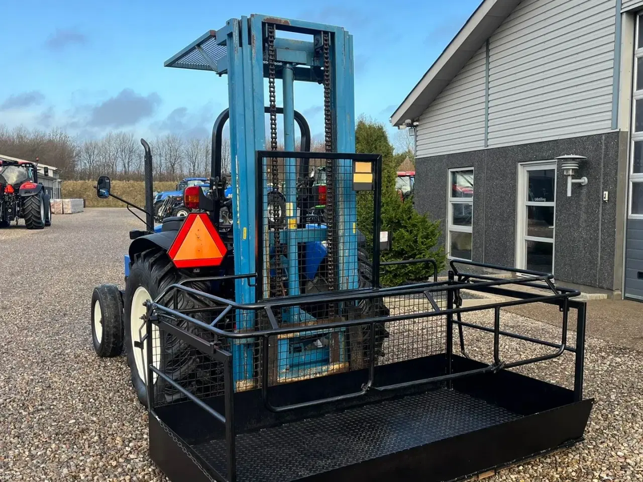 Billede 11 - New Holland TN55D Med Byggelift