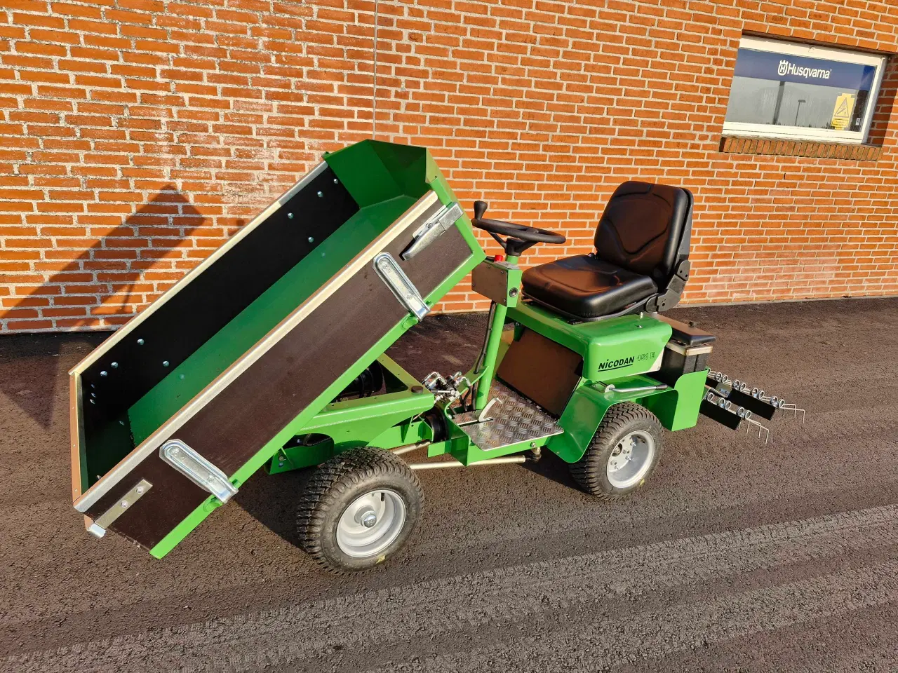 Billede 9 - Nicodan Kirkegårdstruck - Minilaster