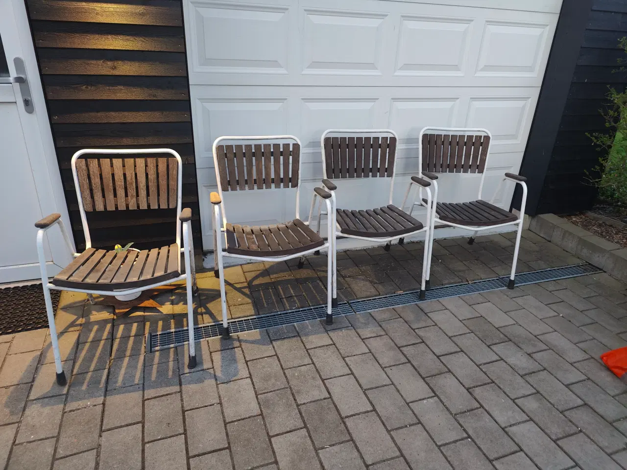 Billede 1 - 4 fine Marguerite havestole i teak – Dansk design.