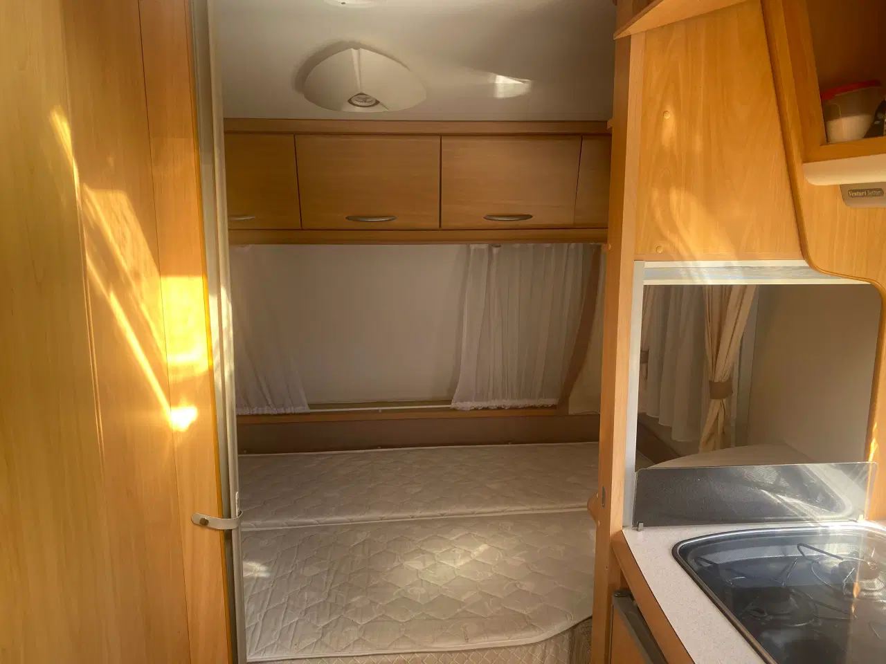 Billede 8 - Fin campingvogn Caratt 430