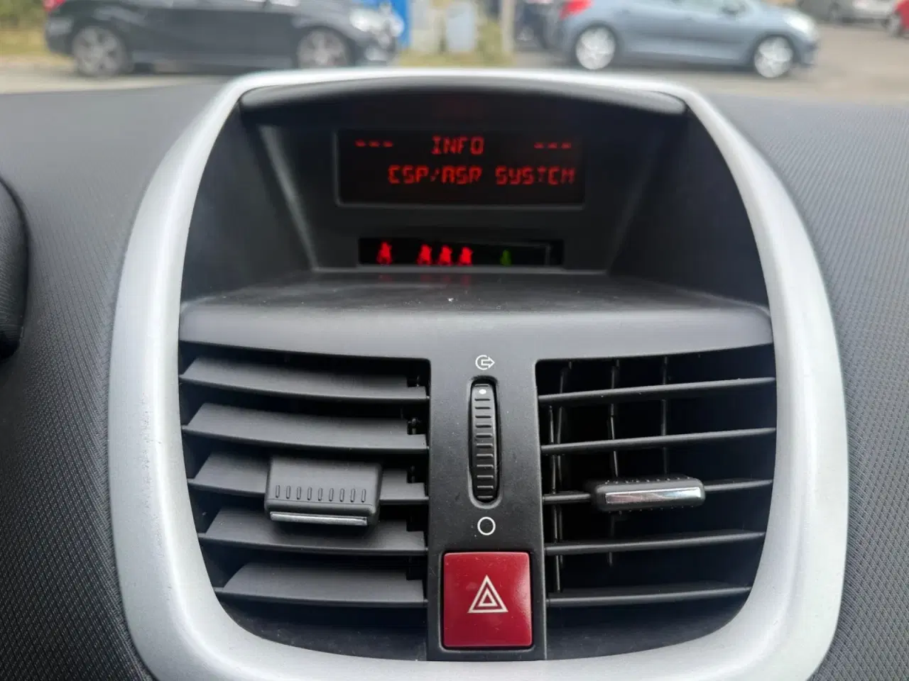 Billede 14 - Peugeot 207 1,6 HDi 90 Comfort+