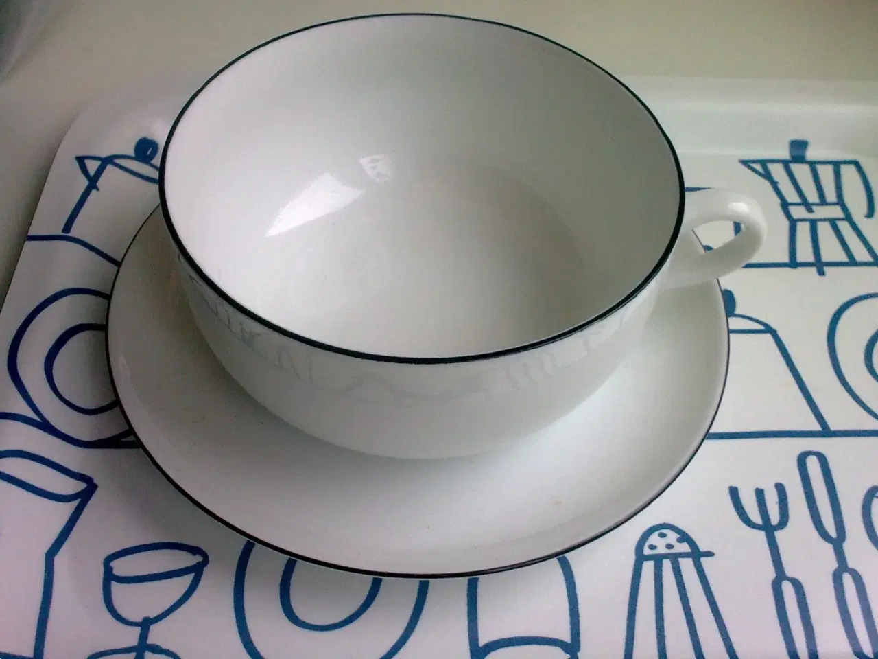 Billede 13 - Hvid dansk design tekop Royal Copenhagen