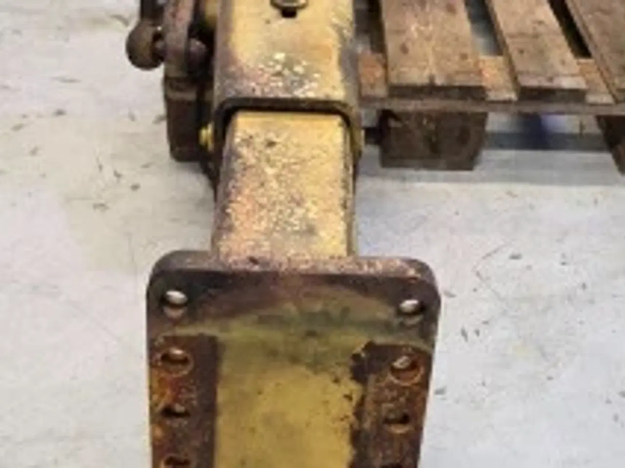 Billede 2 - New Holland TX68 Bagaksel 84023967