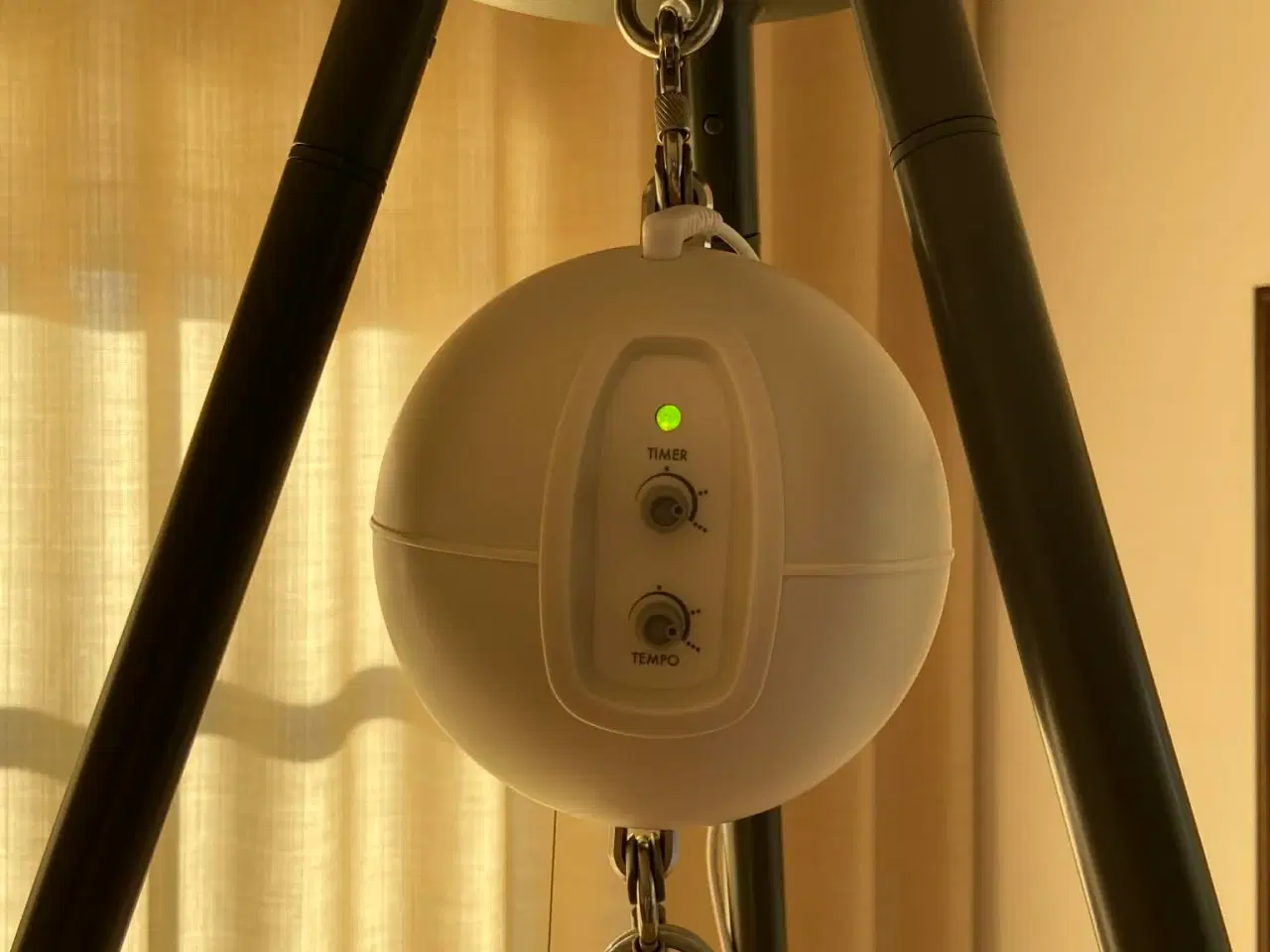 Billede 4 - Moonboon slyngevugge med motor og stativ