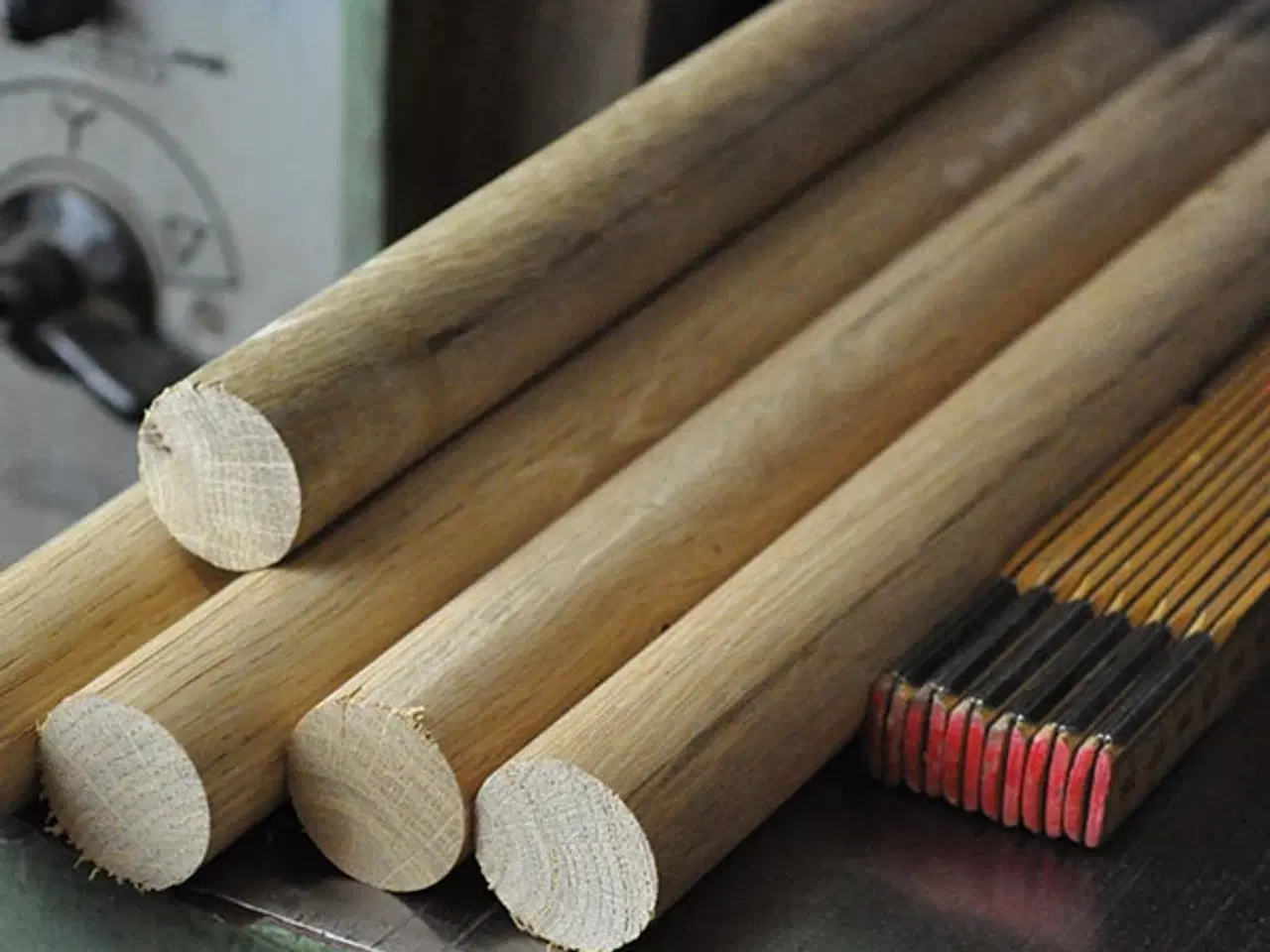 Billede 3 - Egetræ - lægter, brædder, rundstok m.m.