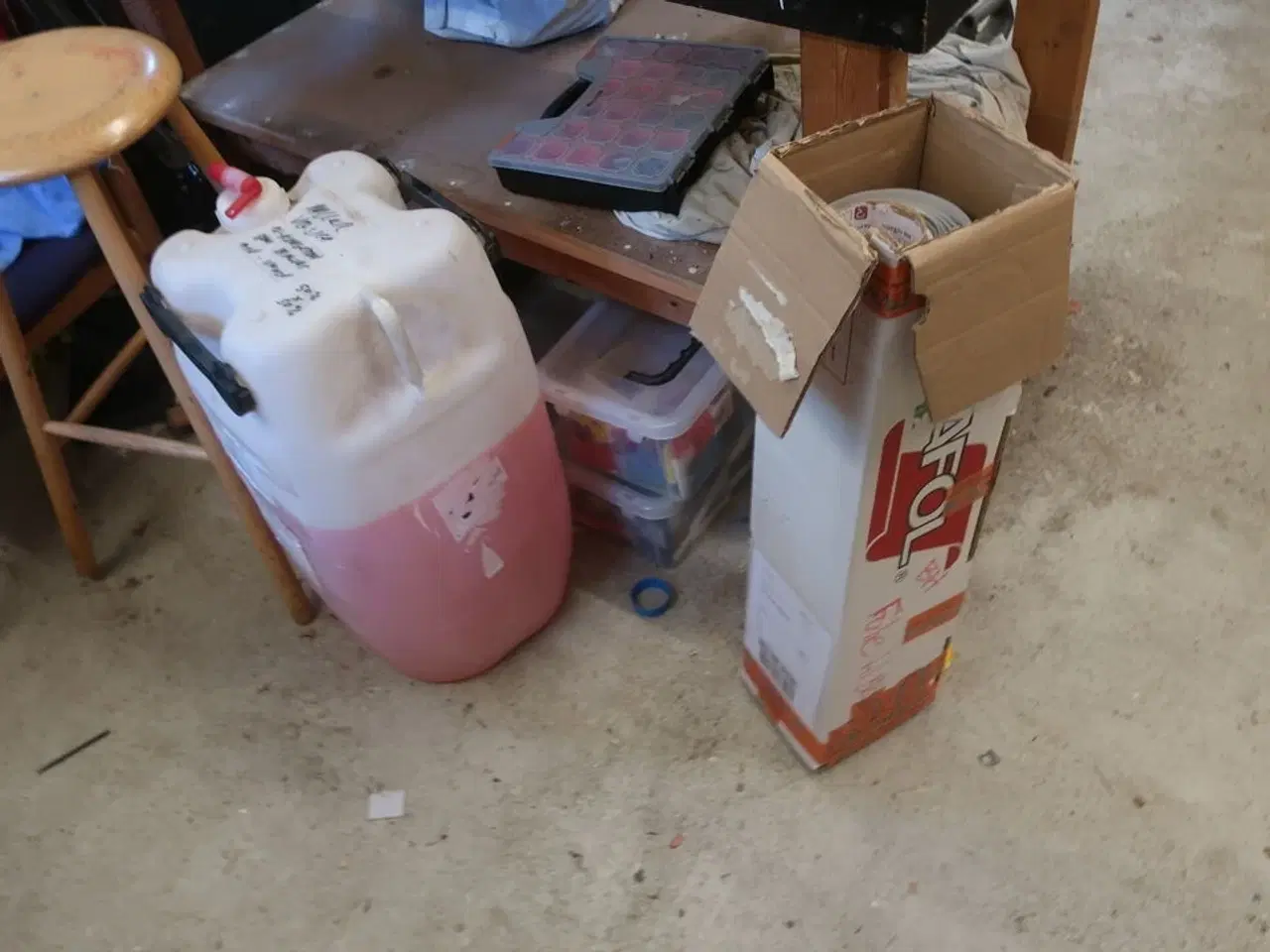 Billede 74 - Ryd hele værkstedet for løse dele