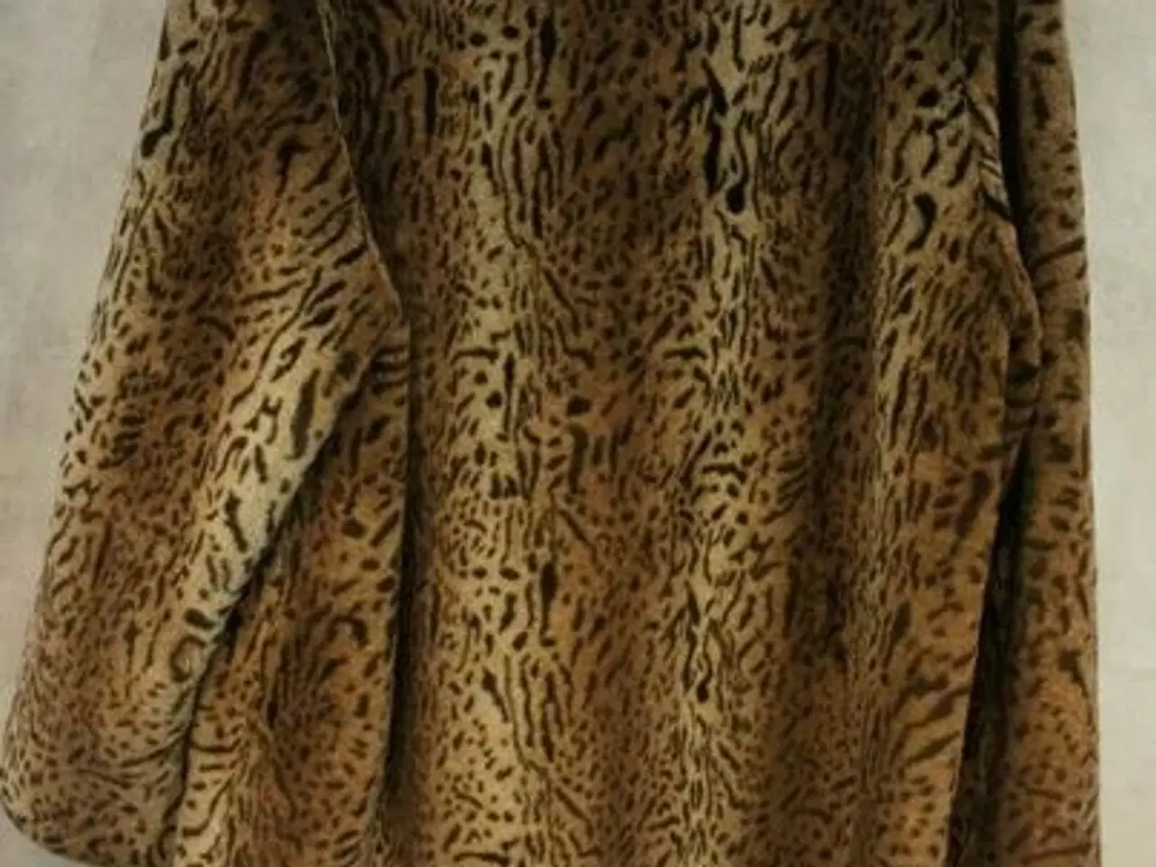 Billede 4 - Roman Orginals-Leopard Faux Fur.Str:40/42