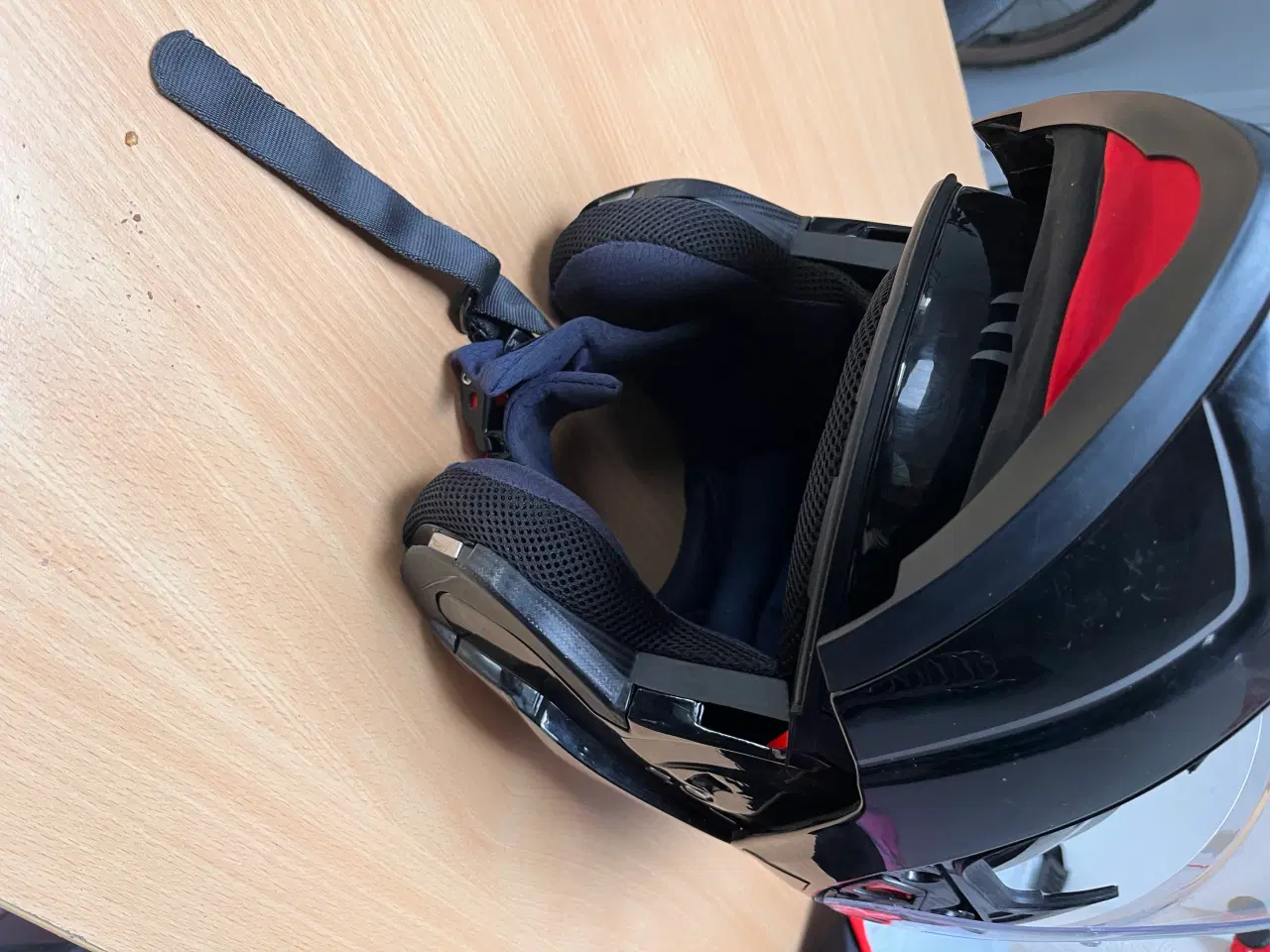 Billede 1 - Scooter 45 hjelm xl ha kørt 4000km Den er 2,5 år