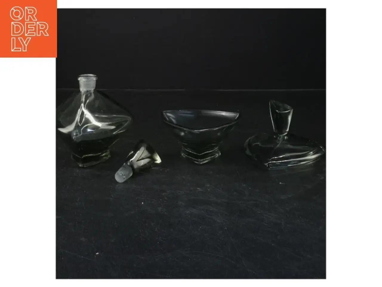 Billede 2 - Toilet sæt i gråt glas (str. 11x9 cm)