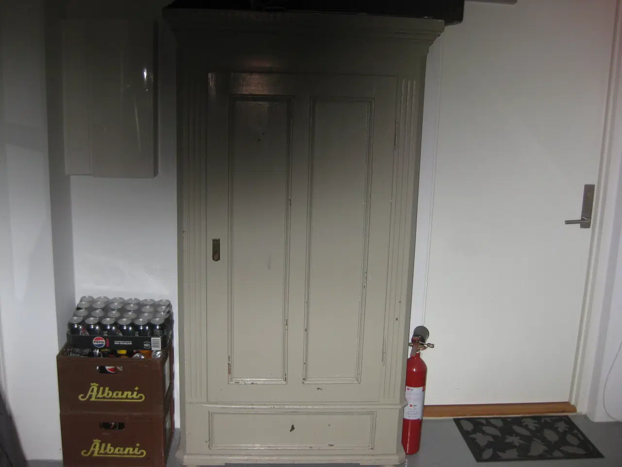 Billede 2 - Karlekammerskab