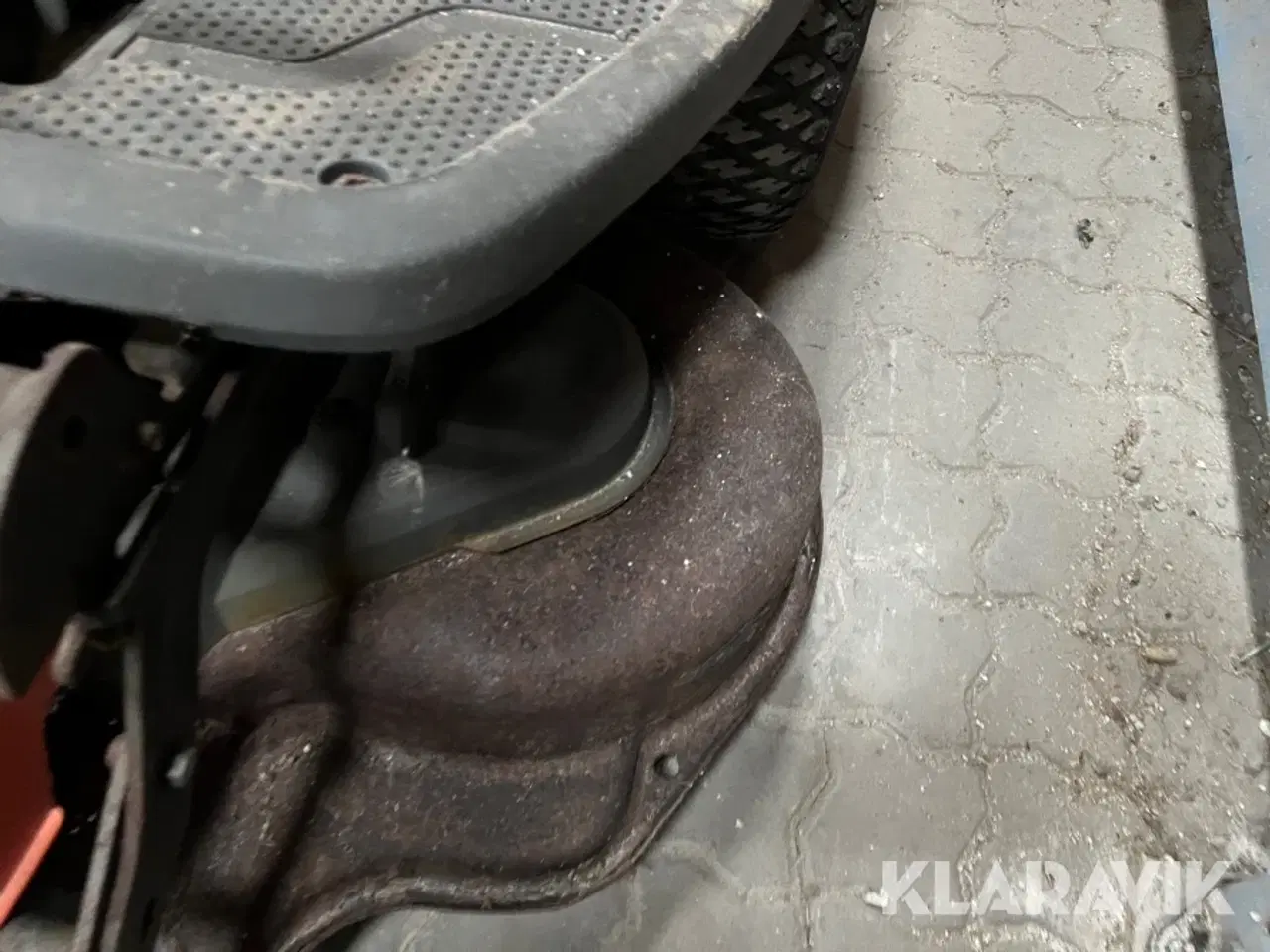 Billede 10 - Græsslåmaskine Husqvarna R 216