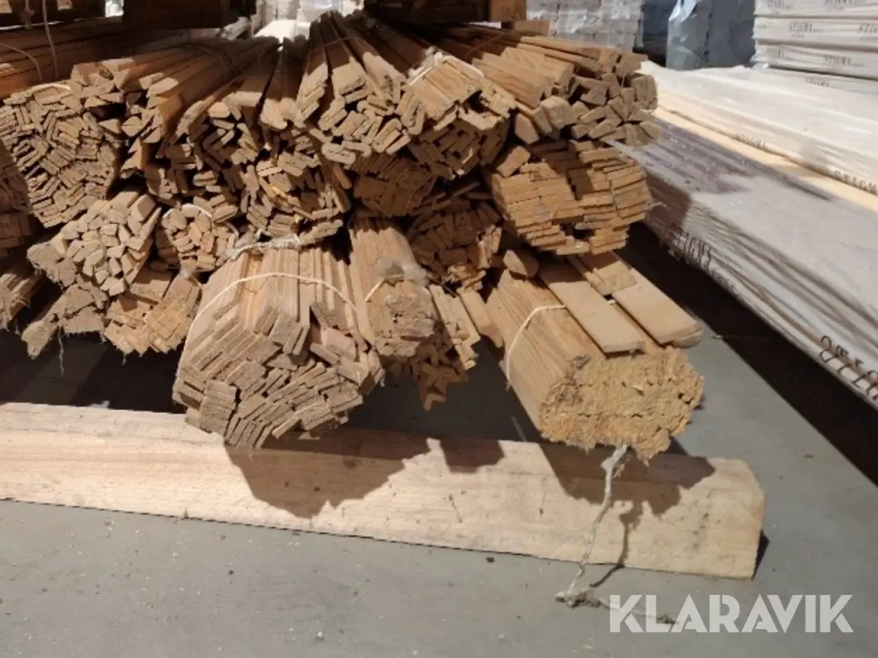 Billede 3 - Assorteret træ lister ca 700 styk