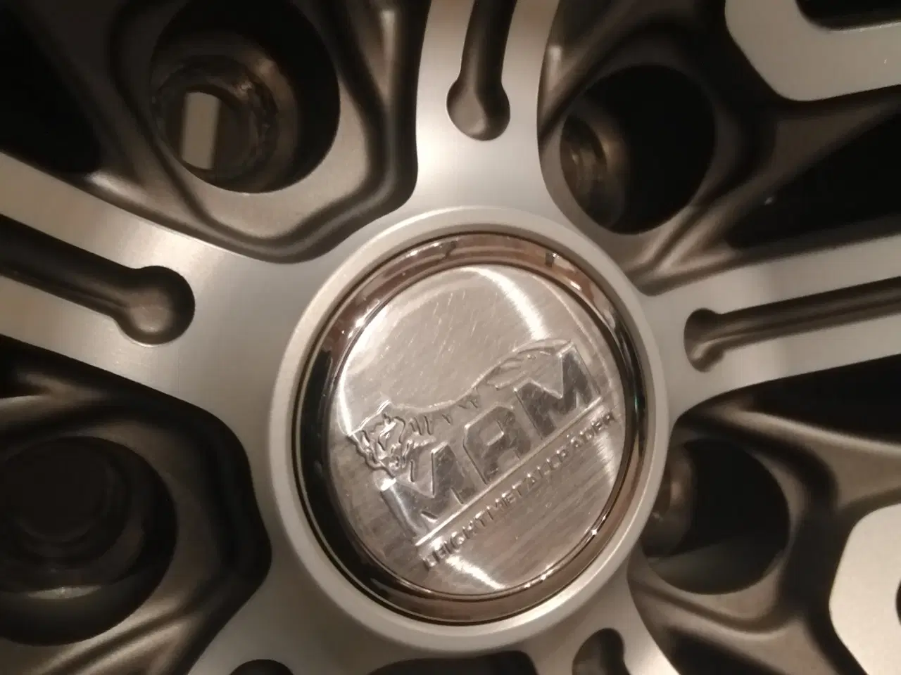 Billede 13 - BMW 20` MAM alufælge ink dæk som nye