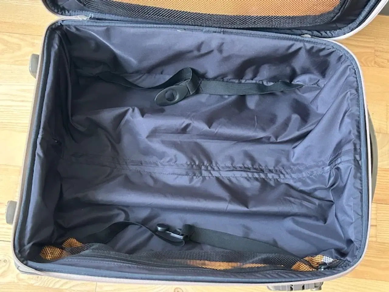 Billede 6 - Mandarina Duck kabinekuffert