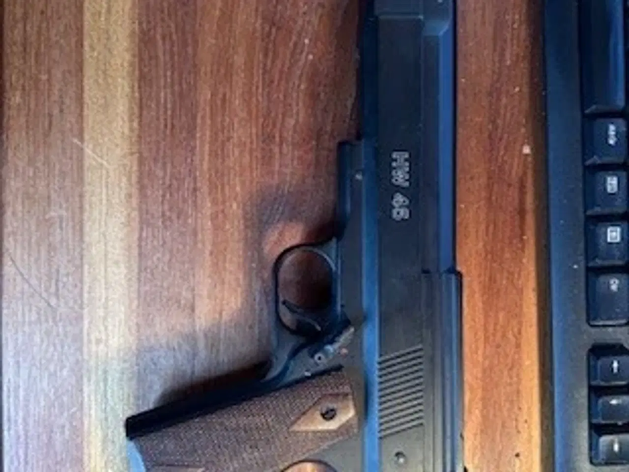 Billede 4 - Weihrauch HW 45 Luftpistol CAL 22/5,5 MM