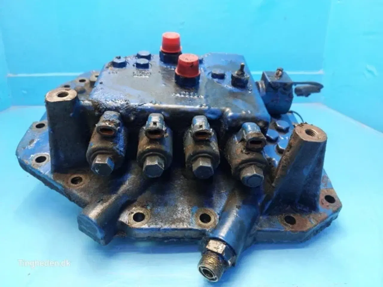 Billede 16 - New Holland 6640 Dæksel F0NN7Z479AG