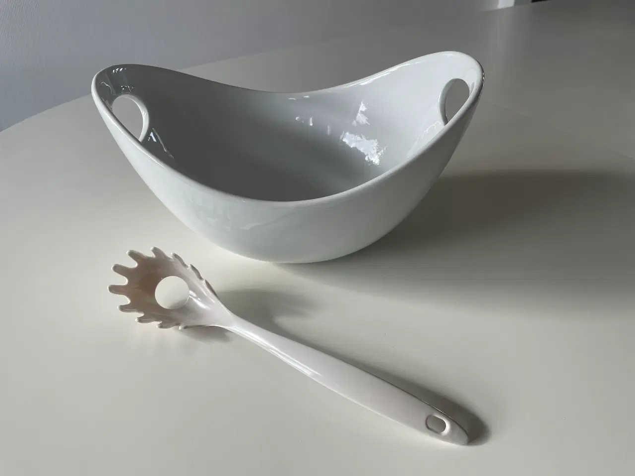 Billede 1 - Galzone serveringsfad med hanke